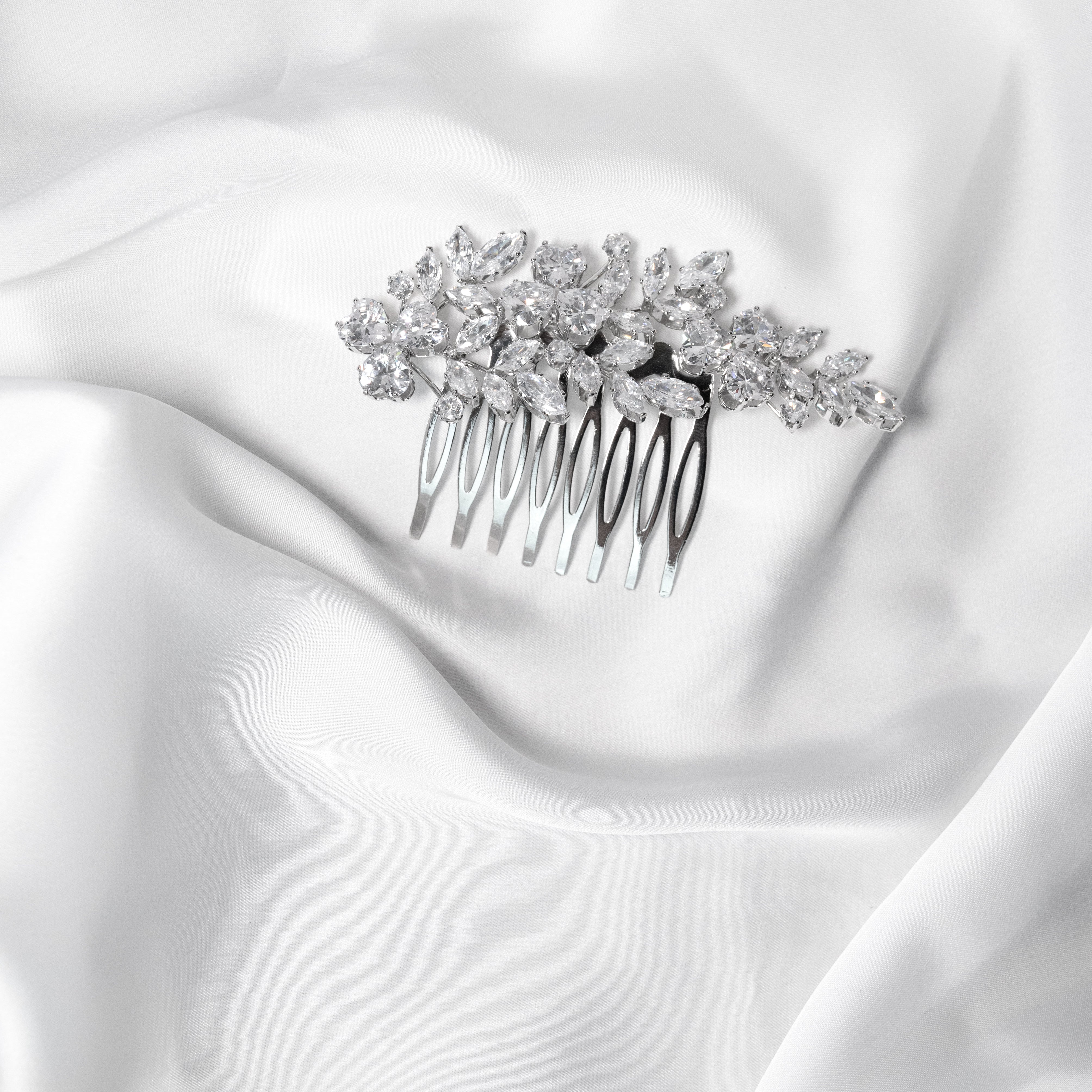 Adorn Zircon Hair Comb