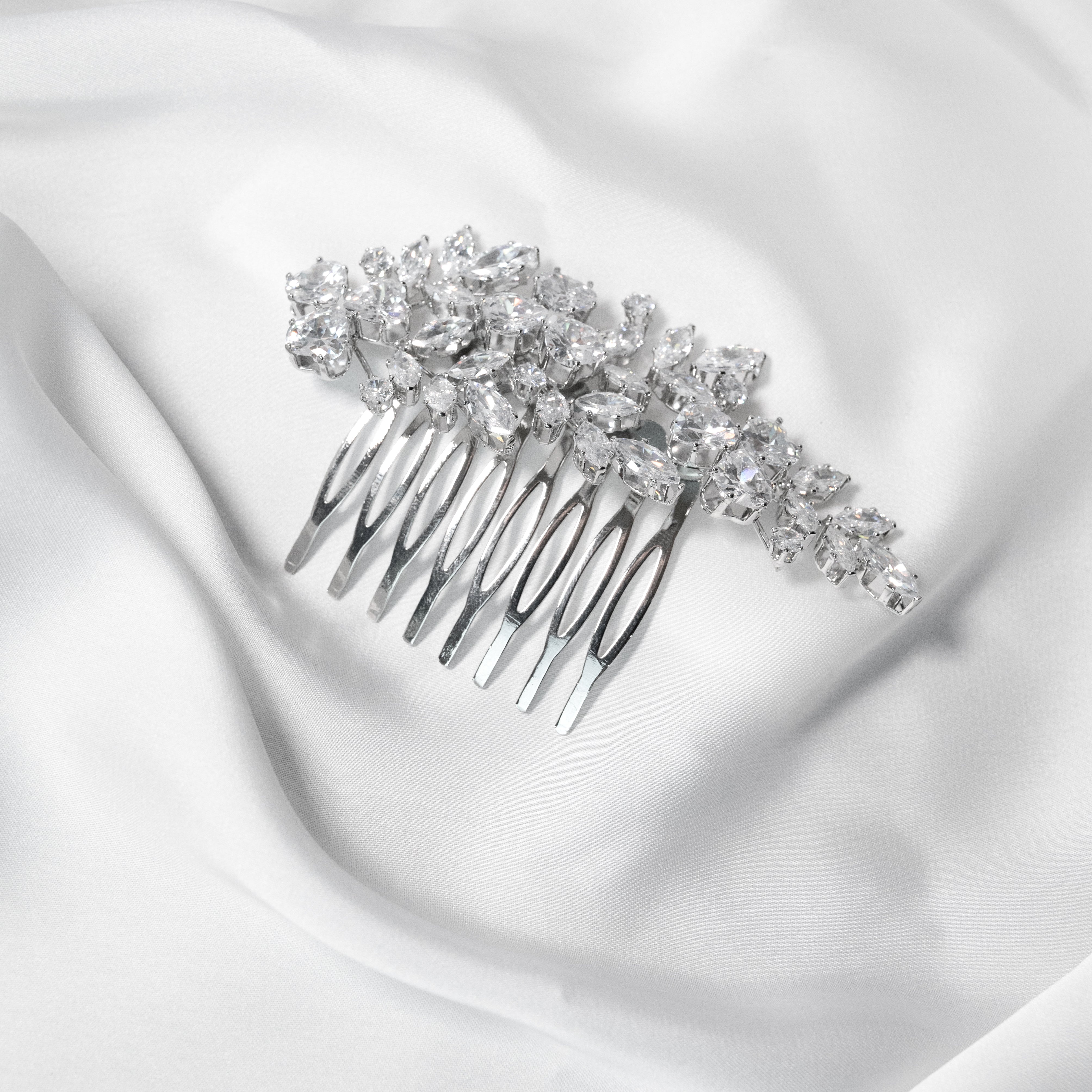 Adorn Zircon Hair Comb
