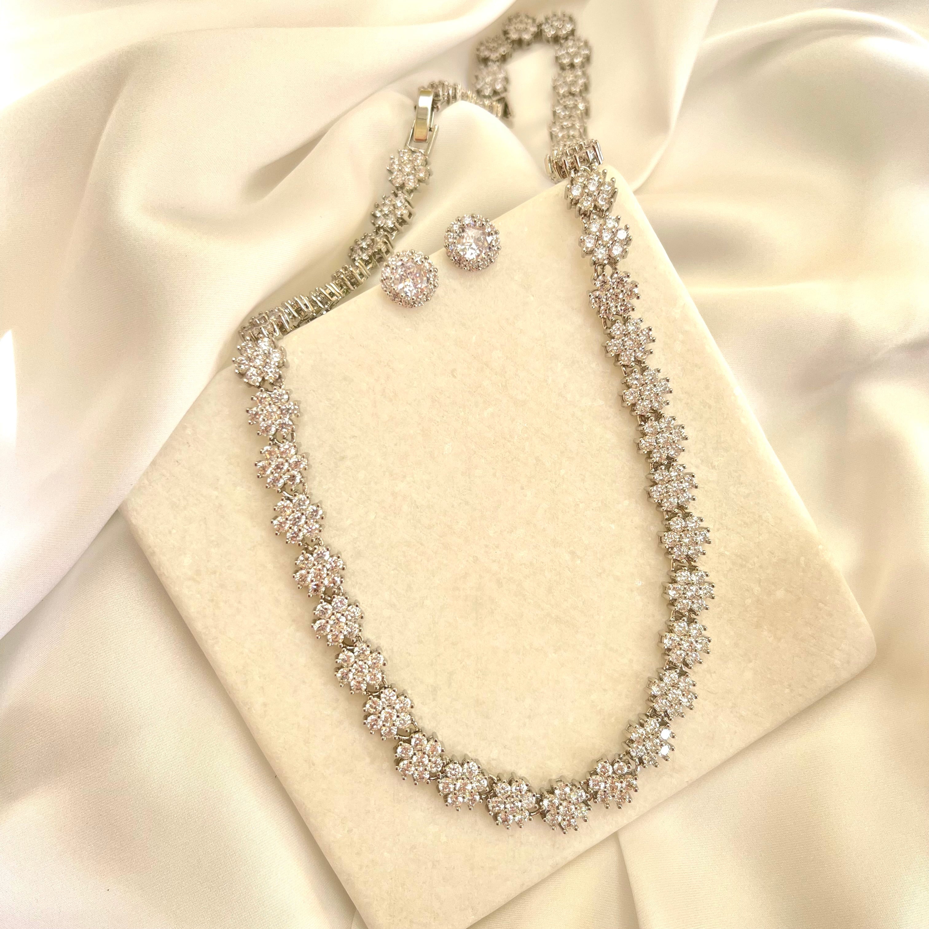 L'avenue Luxe  Zircon Jewelry Set